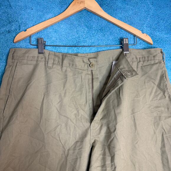 Dickies Utility Work Shorts Mens 40 Tan Vintage Fit 38x12 Made in Honduras - Picture 10 of 14